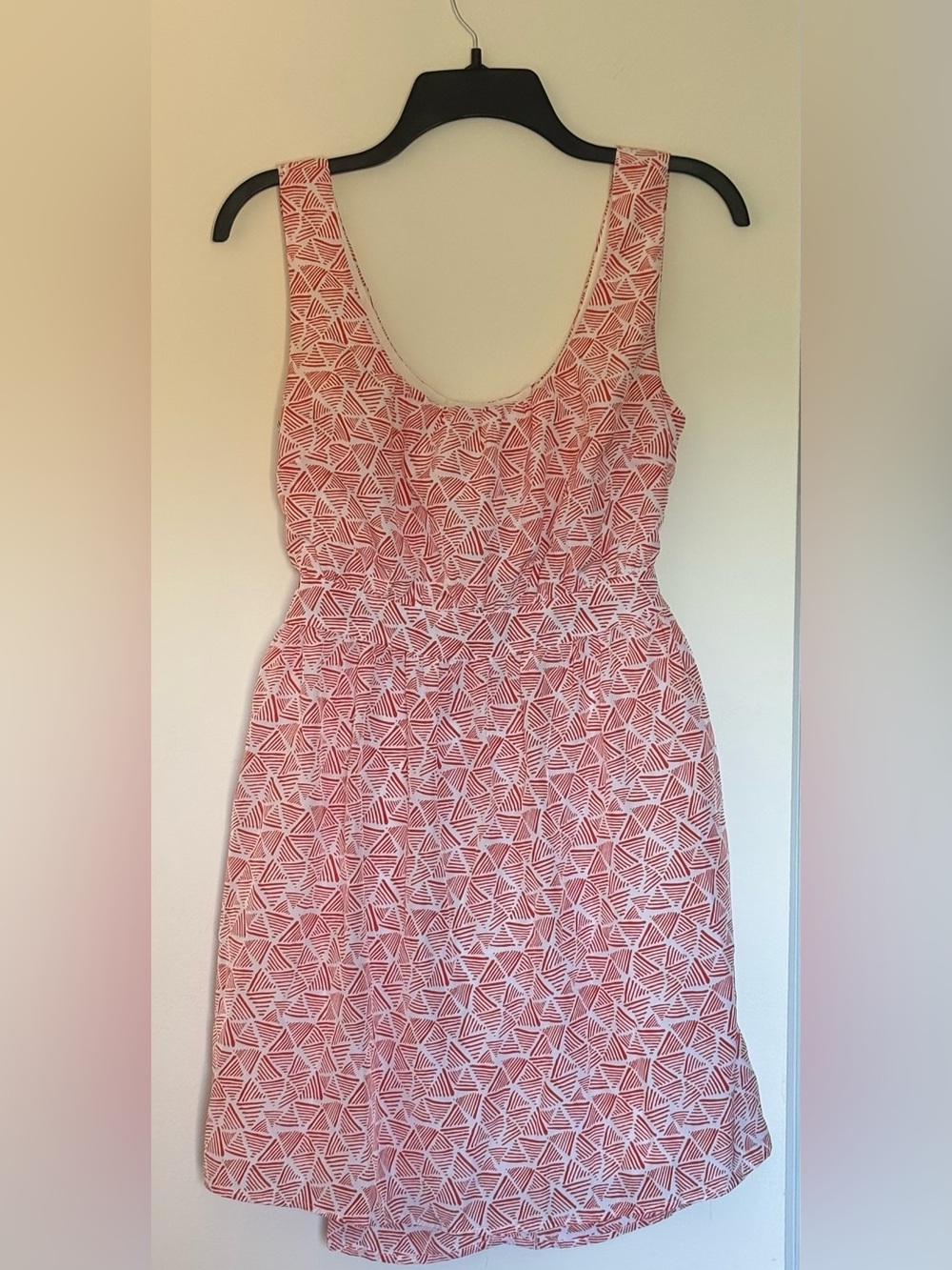 Annabella Red & White Geometric Triangles Scoop Neck A-Line Summer Sun Dress